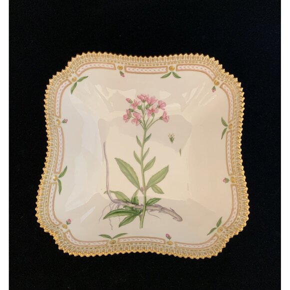 Royal Copenhagen Flora Danica Serving Bowl Dentaria Bulbifera 20/3510 Gilt Edge - Picture 8 of 15